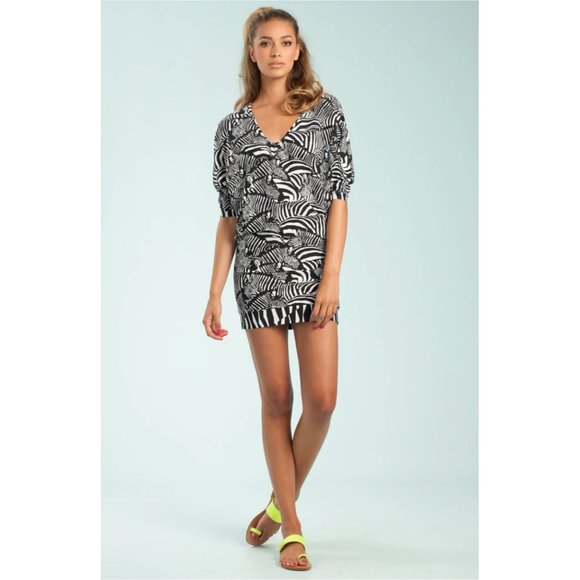 Trina Turk Tanzania Zebra Tunic Swim Beach Dress Cover Up Size S - Picture 2 of 5